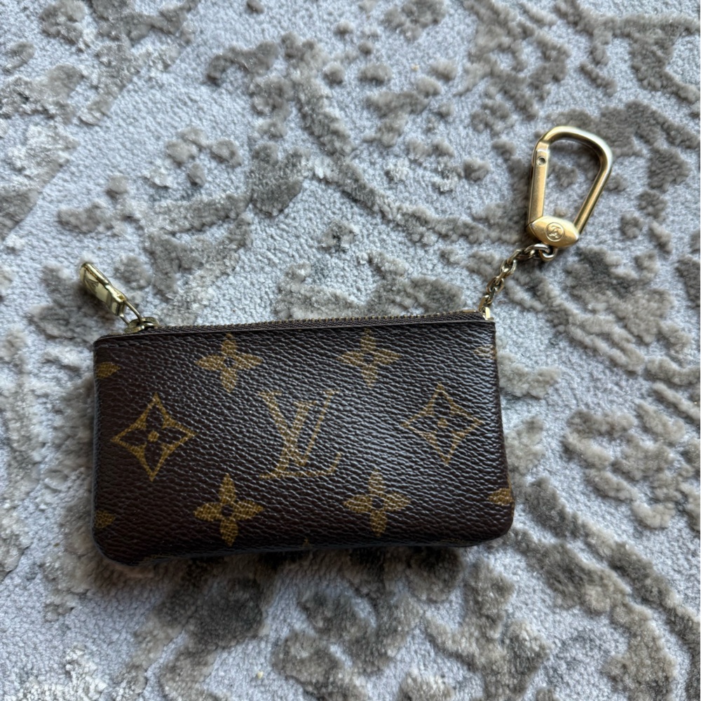 Louis Vuitton Card Holder Keychain
